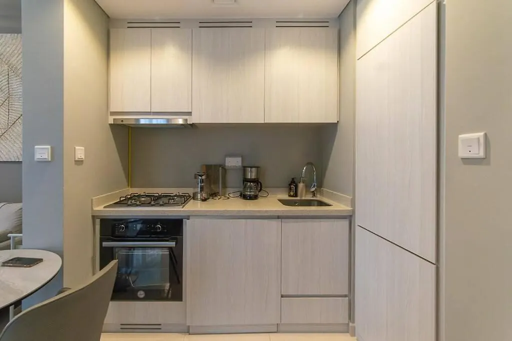 Convenient Location L Large Balcony L Great Pool Apartment Dubai